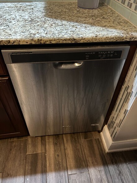 Building Photo - 1406 15th St