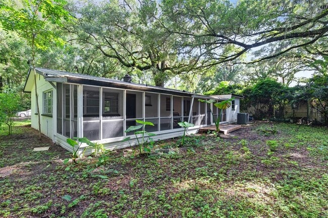 Building Photo - 4721 SW 47th Wy