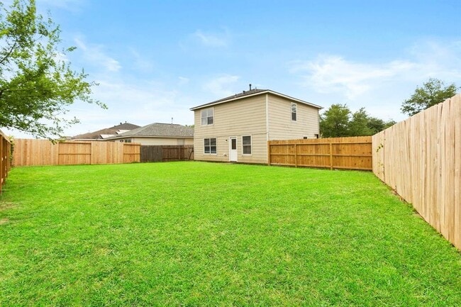Building Photo - 9311 Norwood Trails Dr