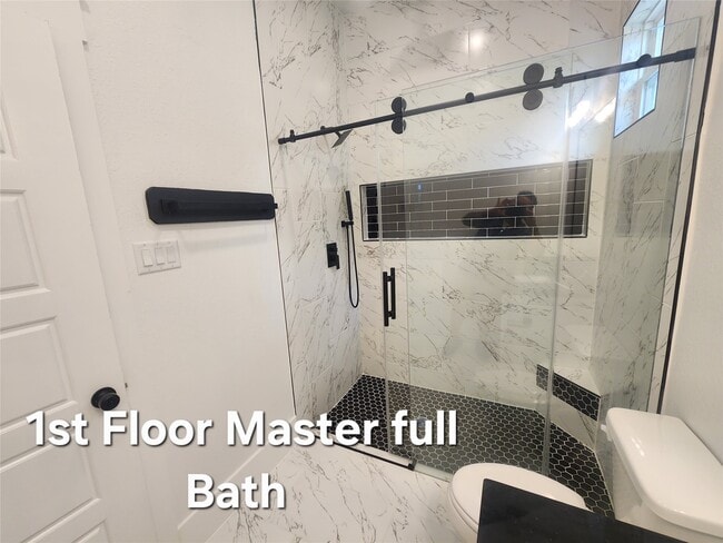 Building Photo - 1313 Gary Ave