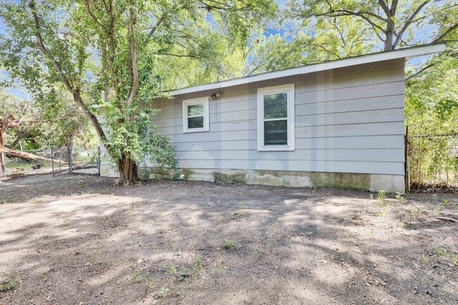 Building Photo - 4810 Prock Ln
