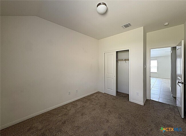 Building Photo - 3810 Flatrock Mountain Dr