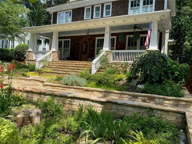 Building Photo - 1891 Ardmore Rd NW