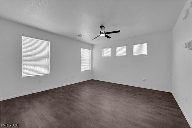 Building Photo - 1114 Scarlet Sparrow St