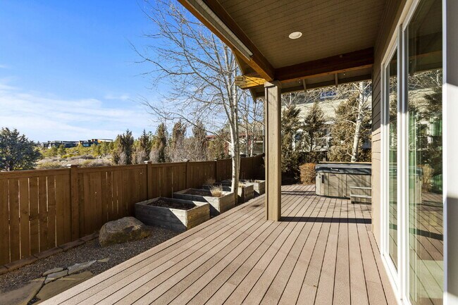 Building Photo - Modern Design Meets Mountain Living on Ben...