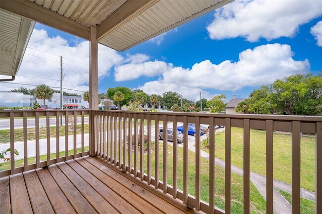 Building Photo - 305 Wymore Rd