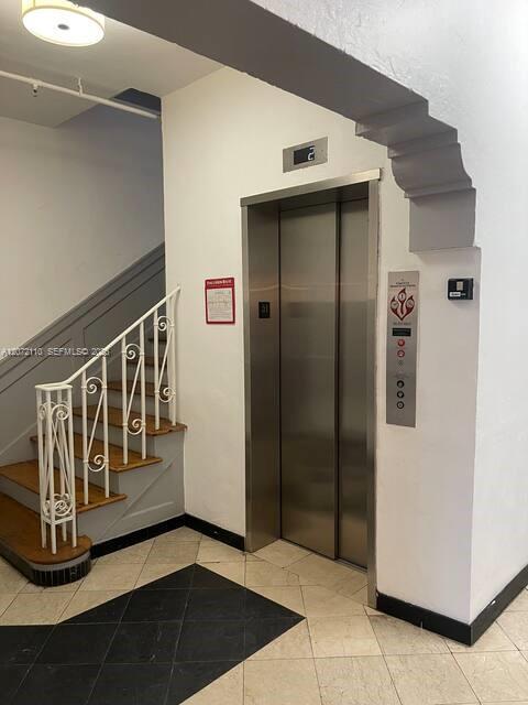 Building Photo - 3710 Collins Ave