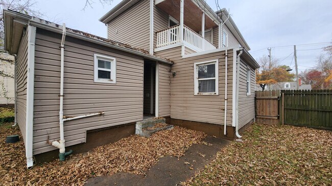 Building Photo - Lamberts Point