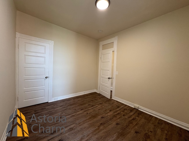 Building Photo - Move-In Ready 4-Bedroom Home with Updated ...
