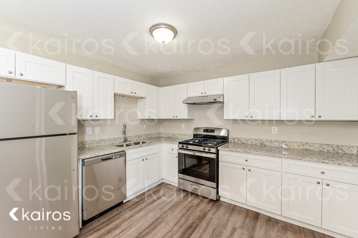 Building Photo - 4631 Cedar Brook Dr SE
