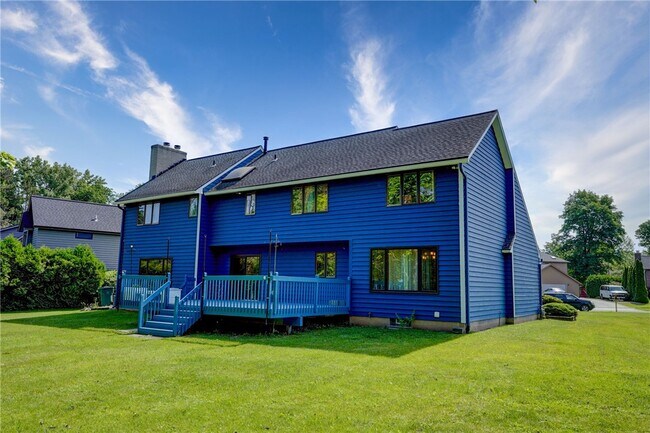 Building Photo - 31 Country Wood Landing