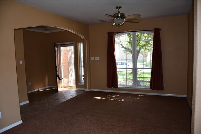 Building Photo - 18118 Cypress Valley Ln