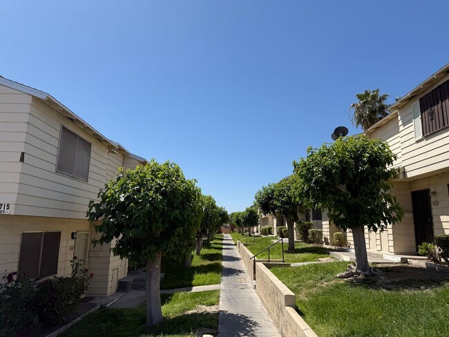 Building Photo - Charming Two-Story Townhouse with Fresh Updates & Prime Location