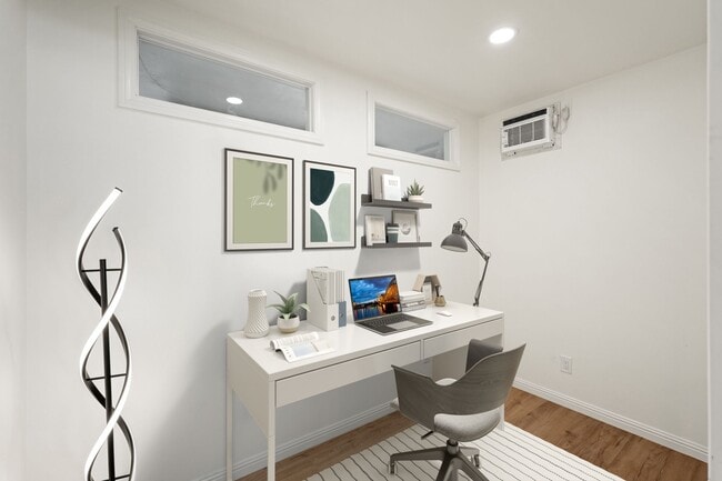 Building Photo - 27480 Cherry Creek Dr