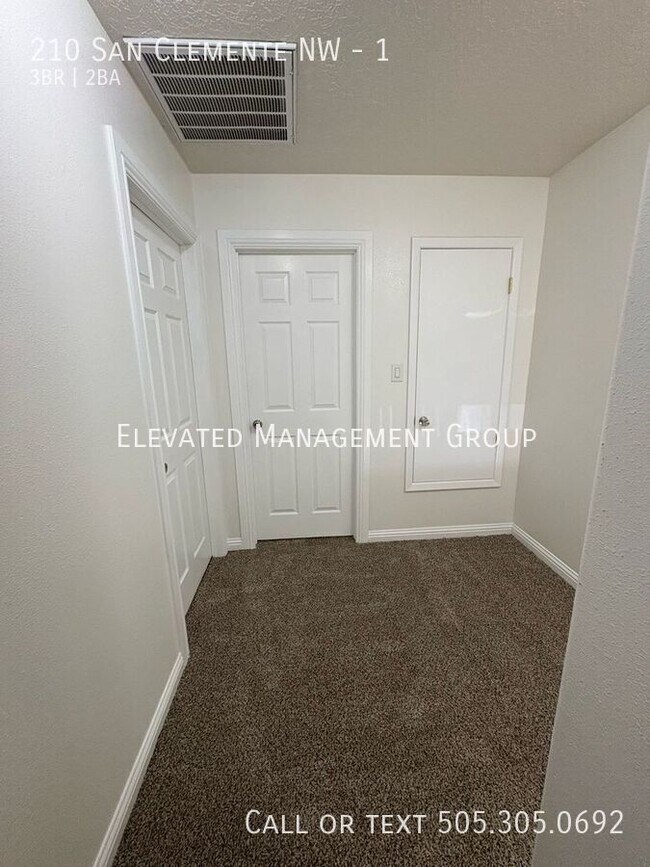 Building Photo - 210 San Clemente Ave NW