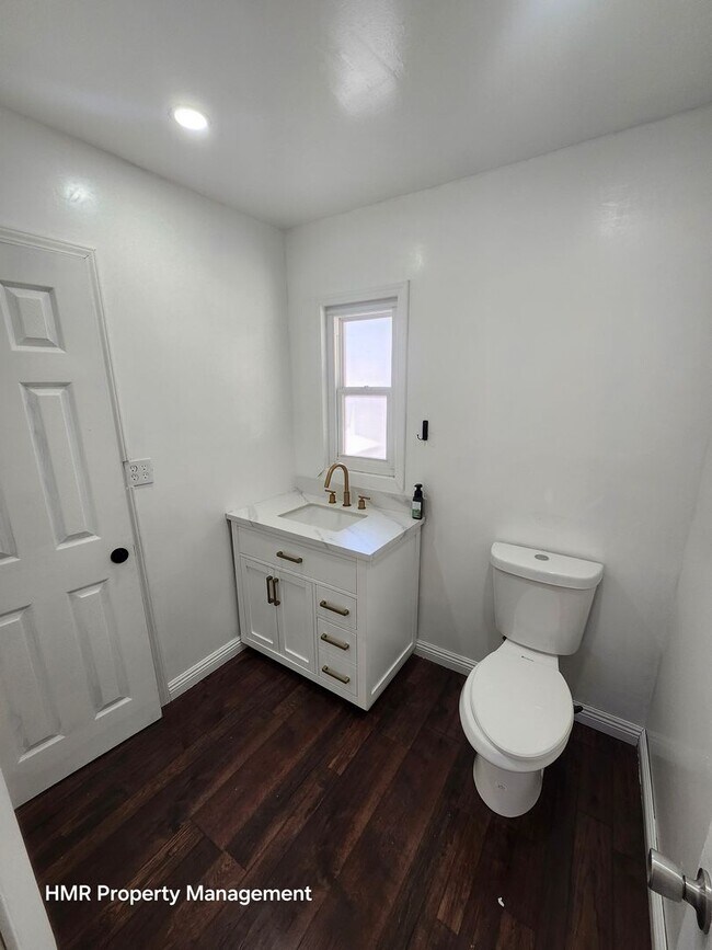 Building Photo - Newly Remodeled Home in Pomona