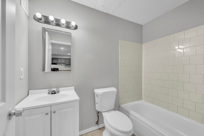 Floorplan - Lakeview II Apartments