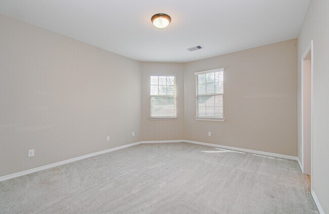 Building Photo - 5711 Avon Landing Ln