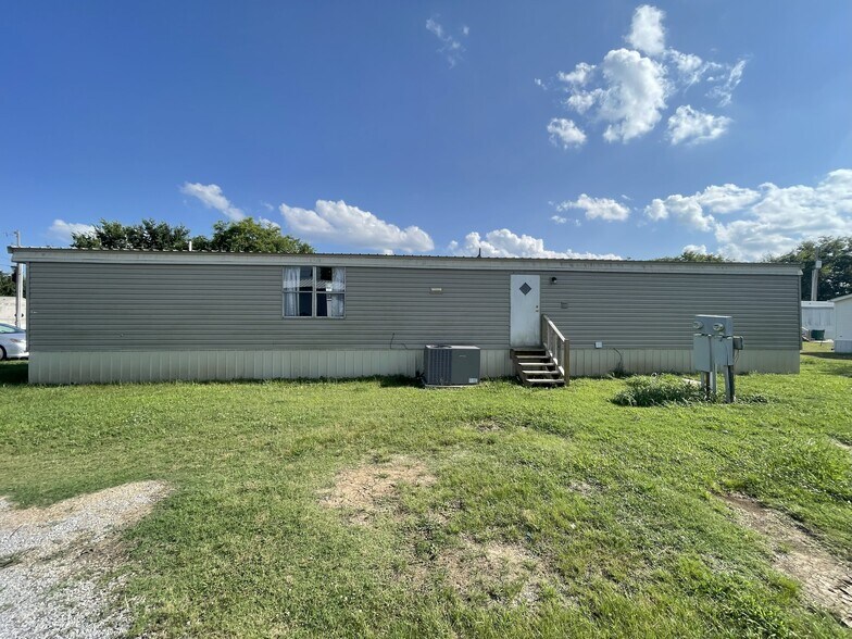 Building Photo - 607 Tater Peeler Rd