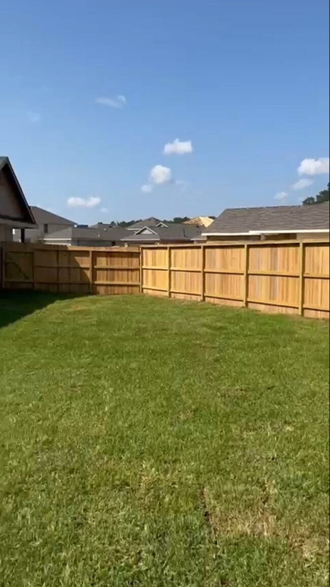 Building Photo - 18757 Wembley Vis Trl