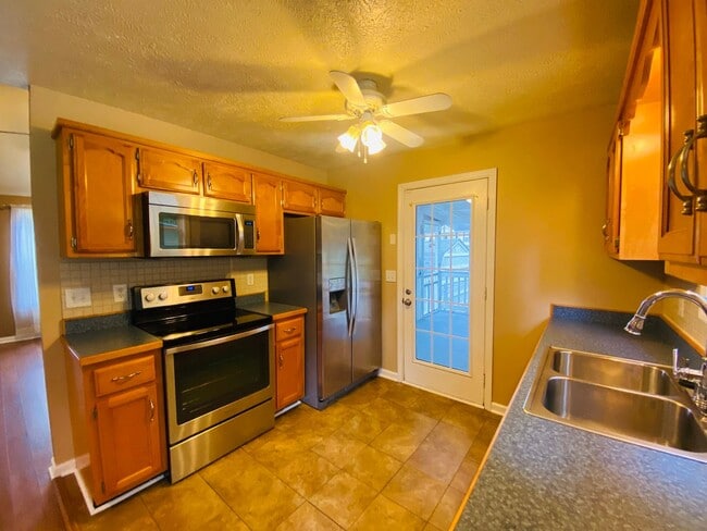 Building Photo - 2754 Applemill Ct