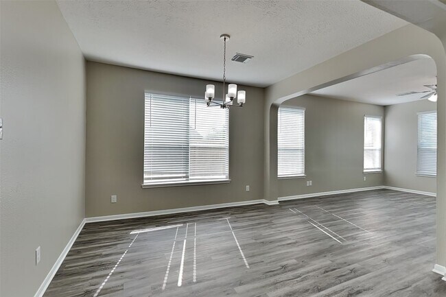 Building Photo - 1610 Blossom Creek Ct