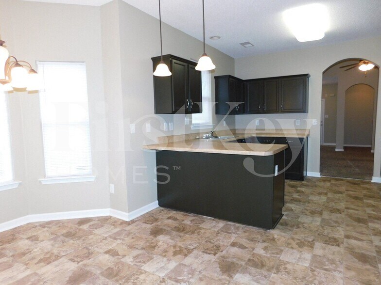 Building Photo - 9279 Windy Meadow Ln