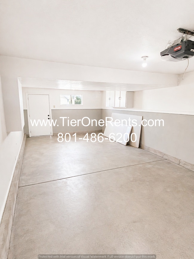 Building Photo - NO DEPOSIT option available for qualified renters through Obligo.