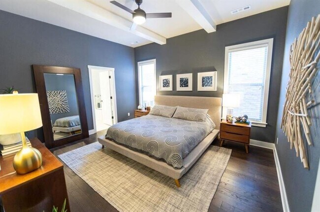 Building Photo - 2548 E Bayside Xing