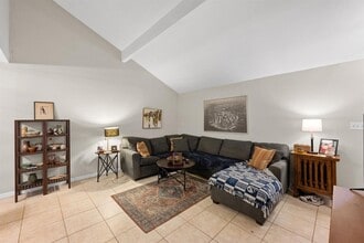 Building Photo - 12817 Hymeadow Dr