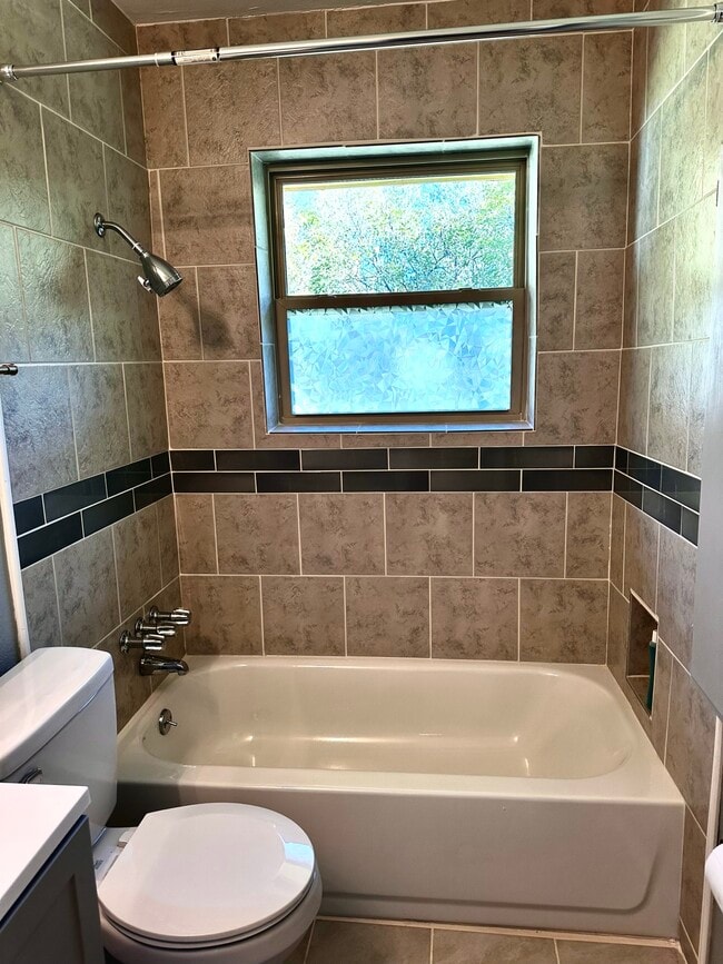 Building Photo - 1528 Angel Fire Dr