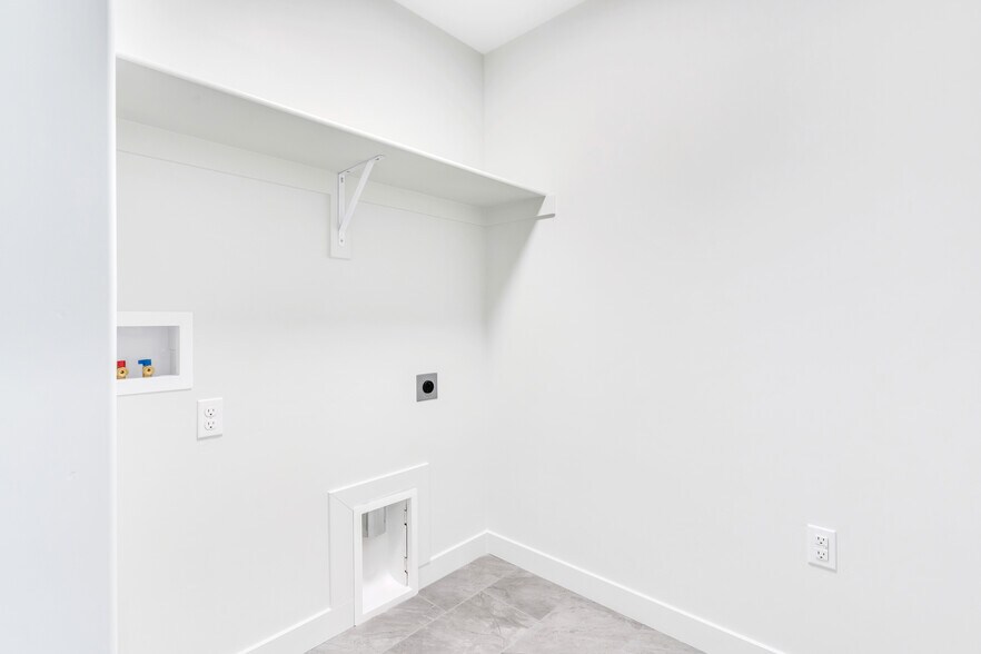 Building Photo - 371 W 3200 N
