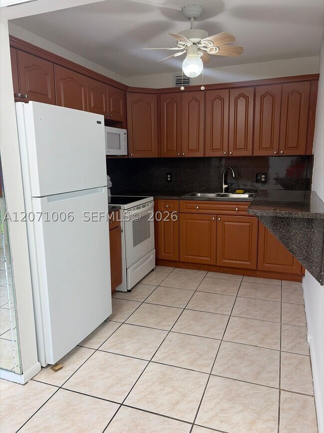 Building Photo - 13355 SW 9th Ct