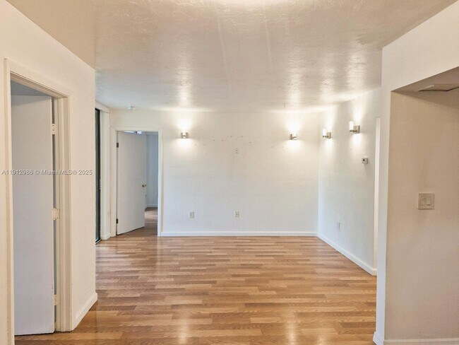 Building Photo - 11800 SW 18th St