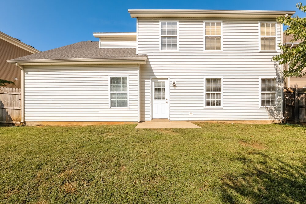 Building Photo - 1421 Westview Dr