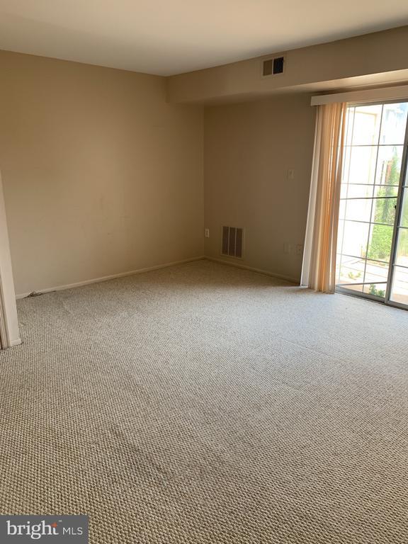 Building Photo - 22319 Mayfield Sq