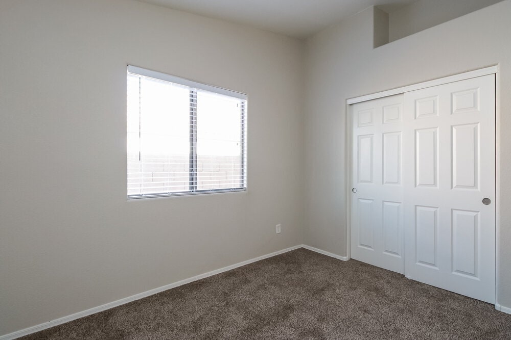 Building Photo - 3721 N 125th Dr