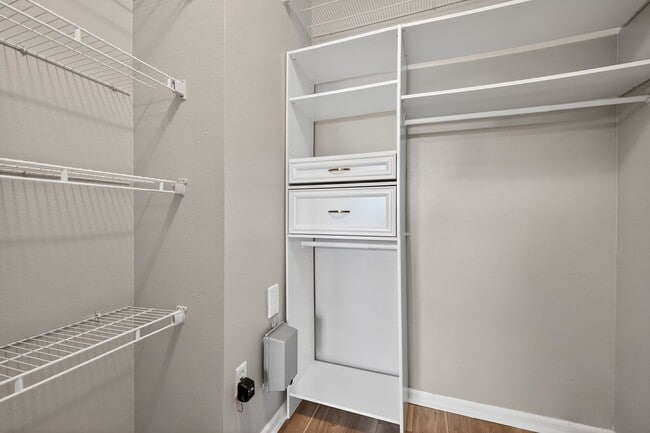 Building Photo - Gated Community