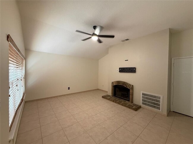 Building Photo - 3367 Buffam Pl