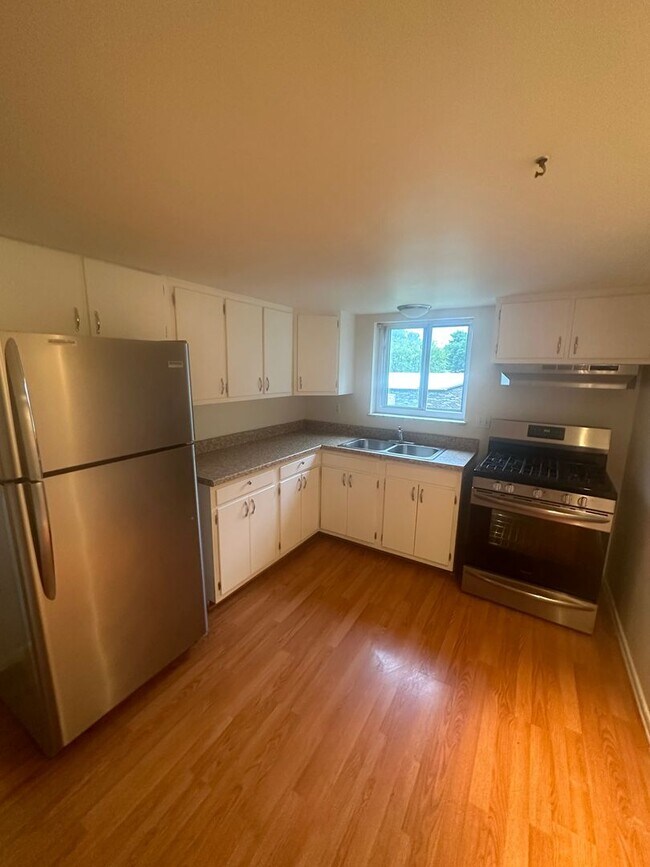 Building Photo - wpop632