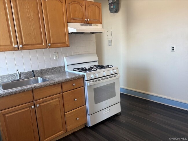 Building Photo - 49 5th St