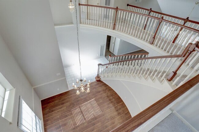 Building Photo - 3126 Pebble Bay Dr