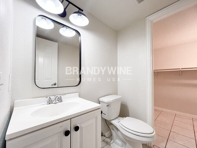 Building Photo - 3608 Montridge Ct