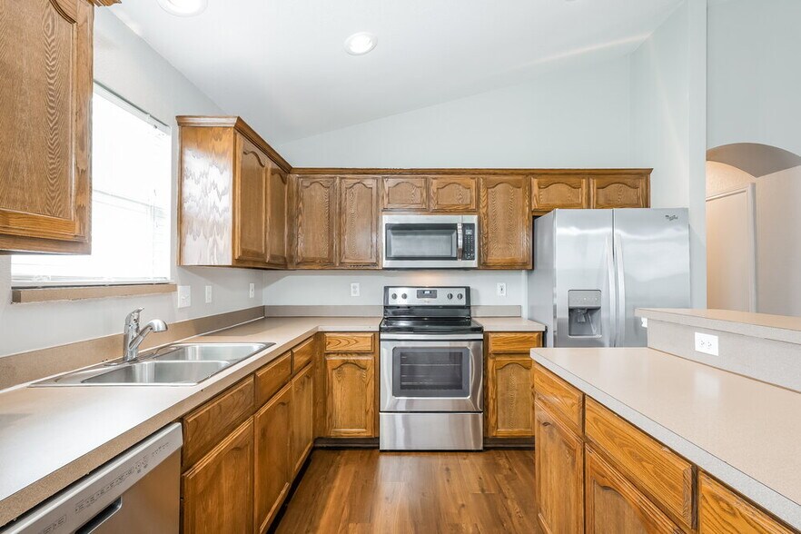 Building Photo - 1144 Browntop St