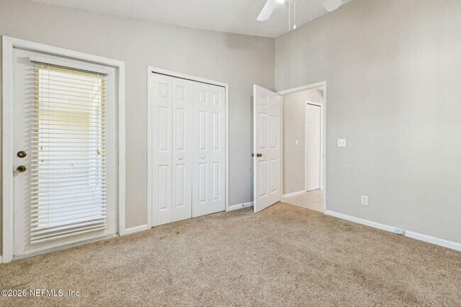 Building Photo - 800 Ironwood Dr
