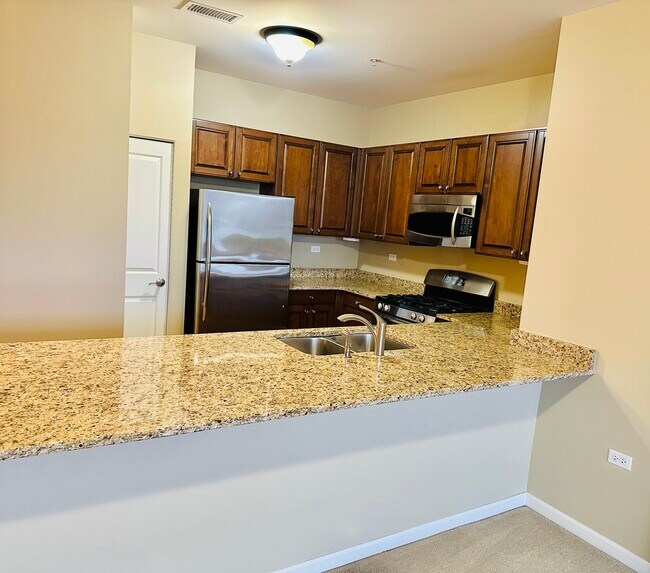 Building Photo - 801 Village Center Dr