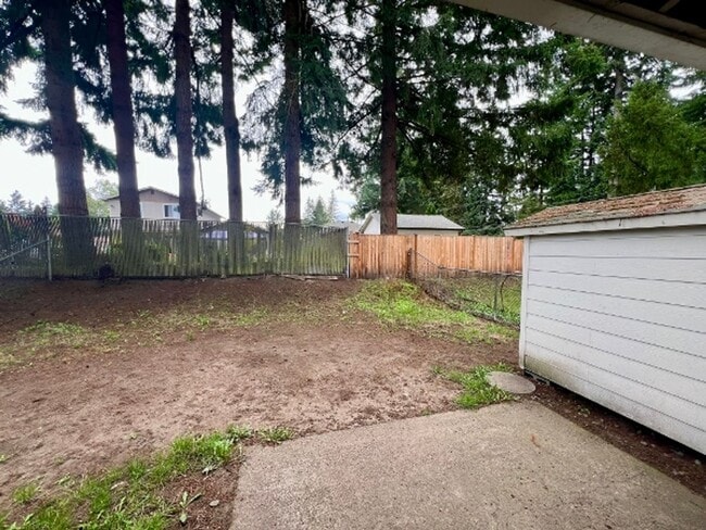 Building Photo - PENDING APPLICATION; W/S/G Included! Pet Friendly 2 BD