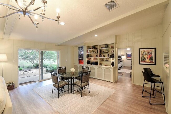 Building Photo - 34122 Pecan Hill Dr