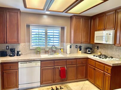 Building Photo - 43790 Milan Ct