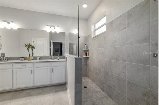 Building Photo - 6064 SW 89th St Rd